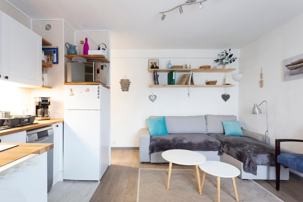 Chez Laurence - Elegant Appartement Climatise Avec Wifi Et Parking La Grande Motte Extérieur photo