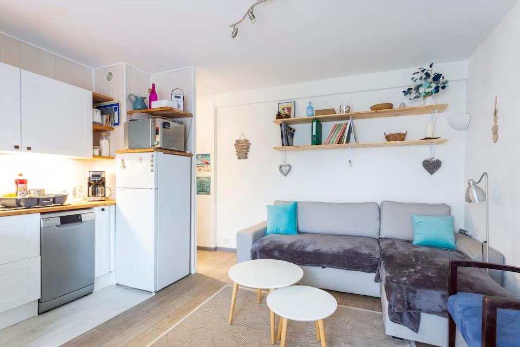 Chez Laurence - Elegant Appartement Climatise Avec Wifi Et Parking La Grande Motte Extérieur photo